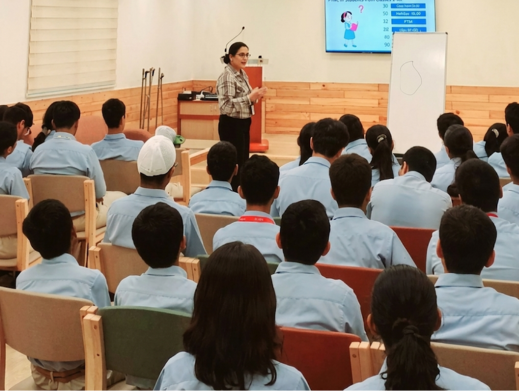 Cultivating Academic Curiosity: Research Development Session at Ridge Valley School